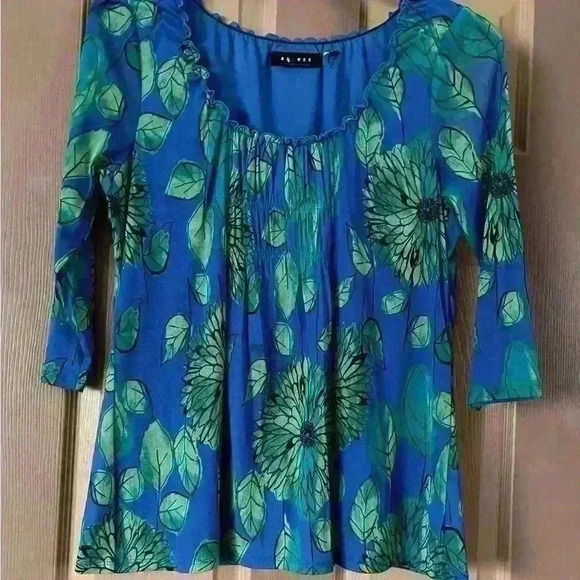 Women axcess size LP top no size tag​ - Picture 1 of 5